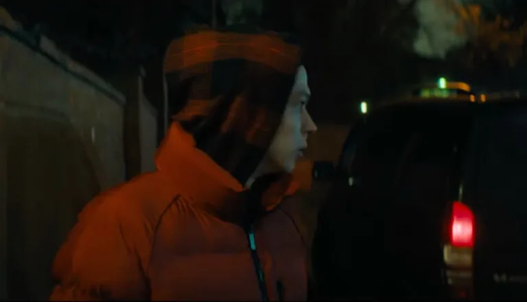 Момент из 9 серии 1 сезона